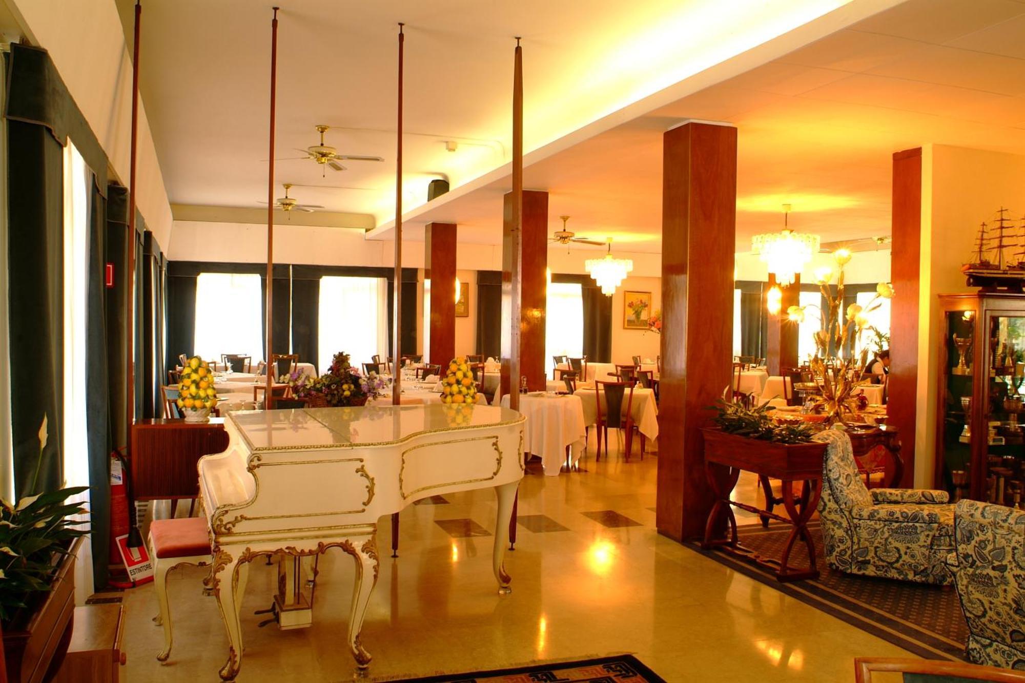 Hotel Broglia Sirmione Exterior foto