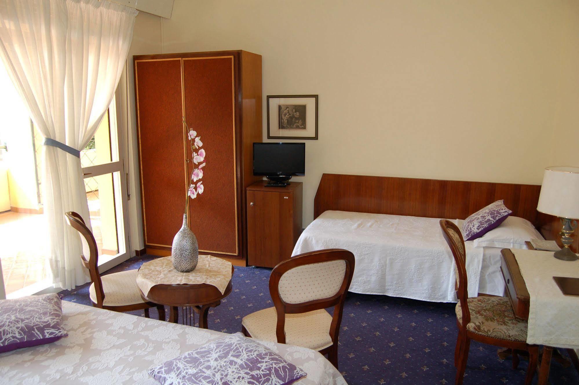 Hotel Broglia Sirmione Exterior foto