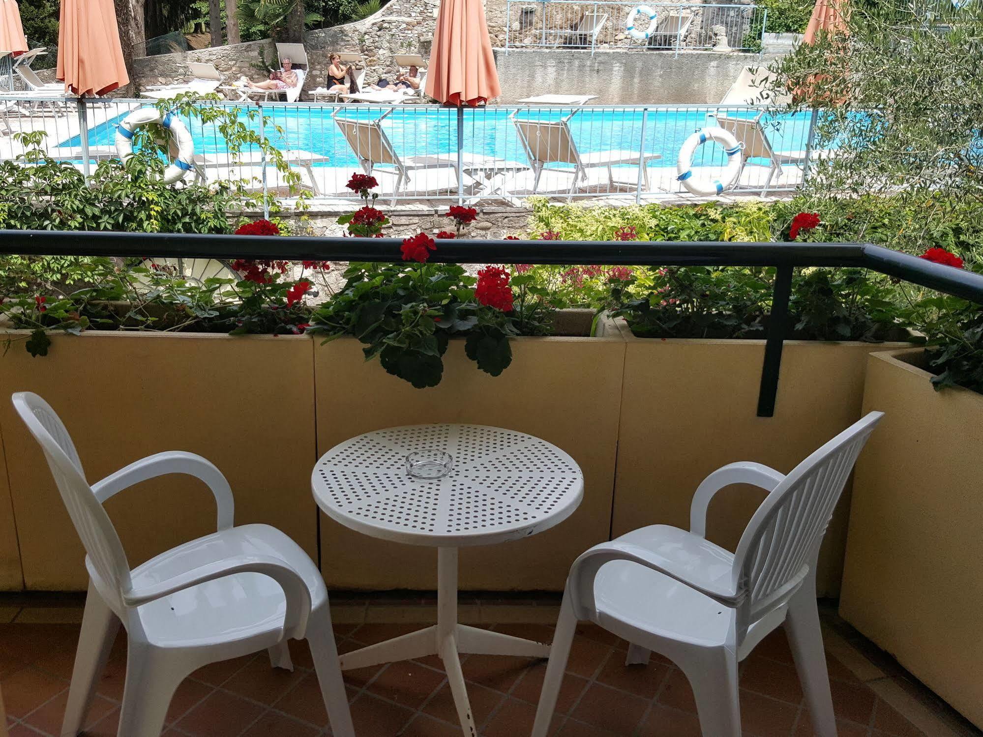 Hotel Broglia Sirmione Exterior foto