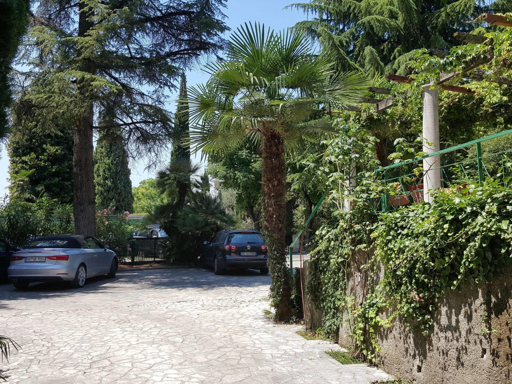 Hotel Broglia Sirmione Exterior foto